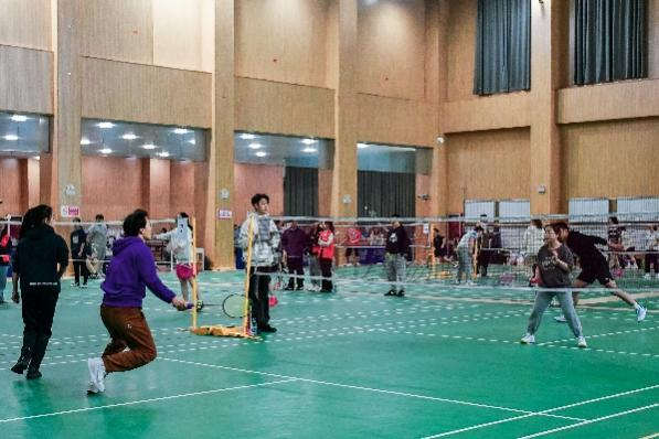 新疆大学体育学院图片